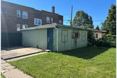8906 S Hermitage Avenue, Chicago, IL 60620 - Photo 35