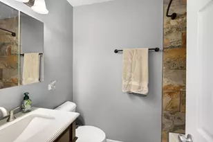 113 David Dr, Streamwood, IL 60107 - Photo 13