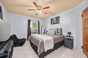 427 Grand Ave, Aurora, IL 60506 - Photo 13