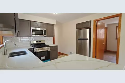 10824 S Sacramento Avenue, Chicago, IL 60655 - Photo 19