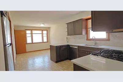 10824 S Sacramento Avenue, Chicago, IL 60655 - Photo 15