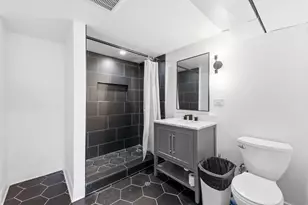 6600 S Washtenaw Ave., Chicago, IL 60629 - Photo 33