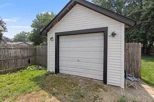 1112 Dalbigne St, Belvidere, IL 61008 - Photo 11