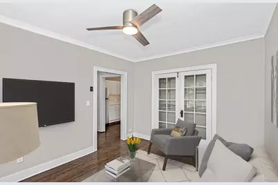 5004 W Newport Avenue #3E, Chicago, IL 60641 - Photo 3