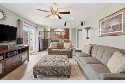 1106 S Sprucewood Drive, Mount Prospect, IL 60056 - Photo 11