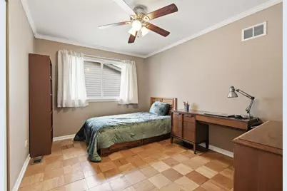 1106 S Sprucewood Drive, Mount Prospect, IL 60056 - Photo 19