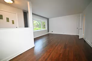 1570 Dewey Ave, Evanston, IL 60201 - Photo 5