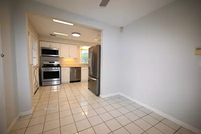 1570 Dewey Avenue, Evanston, IL 60201 - Photo 9