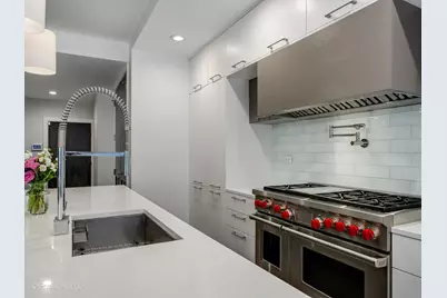 1625 N Burling Street #103, Chicago, IL 60614 - Photo 9