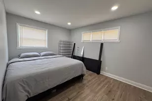 5711 W 87th Pl, Oak Lawn, IL 60453 - Photo 13