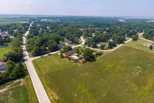 6229 Darline Dr, Saint Anne, IL 60964 - Photo 55