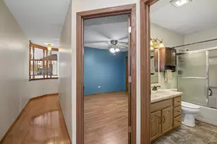 6229 Darline Dr, Saint Anne, IL 60964 - Photo 25