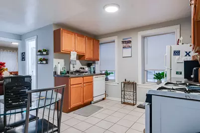 2475 N Clybourn Avenue, Chicago, IL 60614 - Photo 13