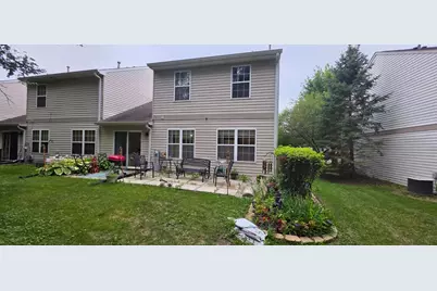 1380 W Split Oak Circle #1380, Round Lake Beach, IL 60073 - Photo 17