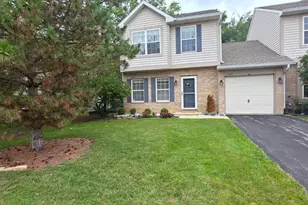 1380 W Split Oak Cir, Round Lake Beach, IL 60073 - Photo 1