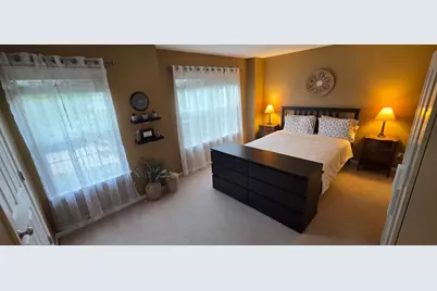 1380 W Split Oak Circle #1380, Round Lake Beach, IL 60073 - Photo 11
