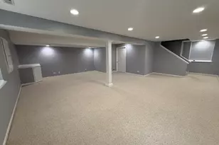2250 Stoughton Dr, Aurora, IL 60502 - Photo 25