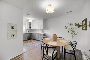 1651 Dover Ct, Wheaton, IL 60189 - Photo 7