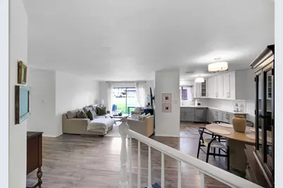 1651 Dover Court #A, Wheaton, IL 60189 - Photo 3