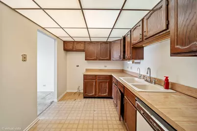 9737 N Fox Glen Drive #1G, Niles, IL 60714 - Photo 3