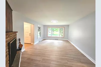 7056 Osage Road W, Long Grove, IL 60047 - Photo 5