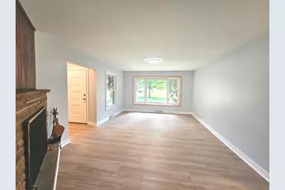 7056 Osage Road W, Long Grove, IL 60047 - Photo 9