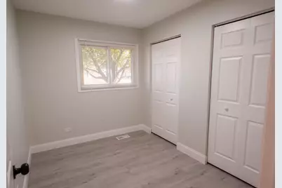 530 Maywood Lane, Hoffman Estates, IL 60169 - Photo 27