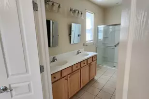 627 Americana Dr, Shorewood, IL 60404 - Photo 17