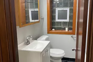 7912 Karlov Ave, Skokie, IL 60076 - Photo 5