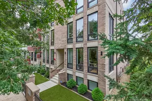 2640 N Bosworth Ave, Chicago, IL 60614 - Photo 1