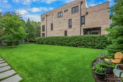 2640 N Bosworth Avenue #PHS, Chicago, IL 60614 - Photo 43