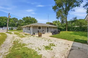 1923 Roberts St, Wilmington, IL 60481 - Photo 17