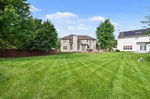 2095 Rockland Dr, Aurora, IL 60503 - Photo 25
