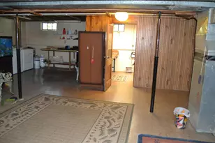 918 W Main St, Genoa, IL 60135 - Photo 29