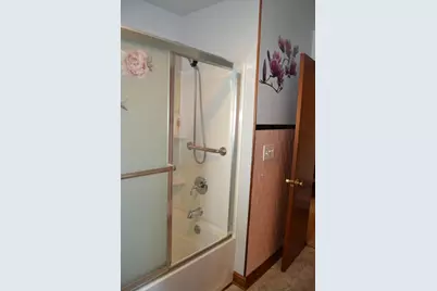 918 W Main Street, Genoa, IL 60135 - Photo 23