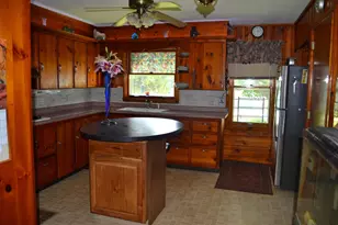 918 W Main St, Genoa, IL 60135 - Photo 9