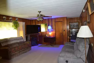 918 W Main St, Genoa, IL 60135 - Photo 11