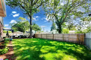 1619 Elizabeth Ave, North Chicago, IL 60064 - Photo 33