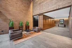 2650 N Lakeview Ave, Chicago, IL 60614 - Photo 25
