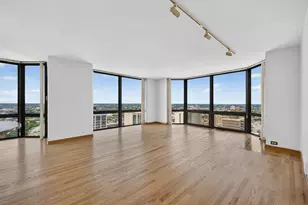 2650 N Lakeview Ave, Chicago, IL 60614 - Photo 3