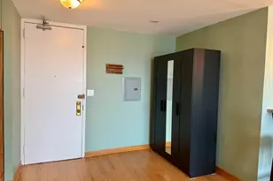 655 W Irving Park Rd, Chicago, IL 60613 - Photo 5