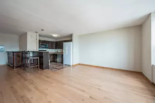 655 W Irving Park Rd, Chicago, IL 60613 - Photo 15
