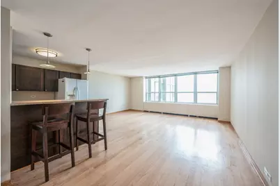 655 W Irving Park Road #2008, Chicago, IL 60613 - Photo 7