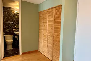 655 W Irving Park Rd, Chicago, IL 60613 - Photo 19