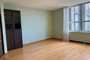 655 W Irving Park Rd, Chicago, IL 60613 - Photo 17