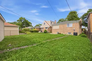 9118 S Wallace St, Chicago, IL 60620 - Photo 29