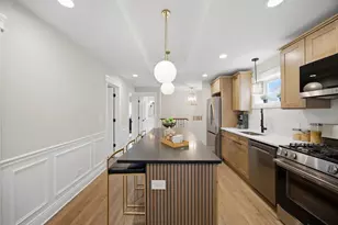 9118 S Wallace St, Chicago, IL 60620 - Photo 11