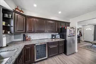 5328 9th Ave, Countryside, IL 60525 - Photo 9