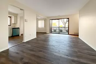 15800 Peggy Ln, Oak Forest, IL 60452 - Photo 5