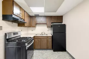 3145 Bernice Rd, Lansing, IL 60438 - Photo 9